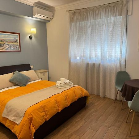 Casa Gioia Acomodação com café da manhã Taranto Exterior foto